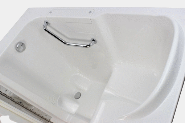 Standard Walk In Bathtub - Image 7